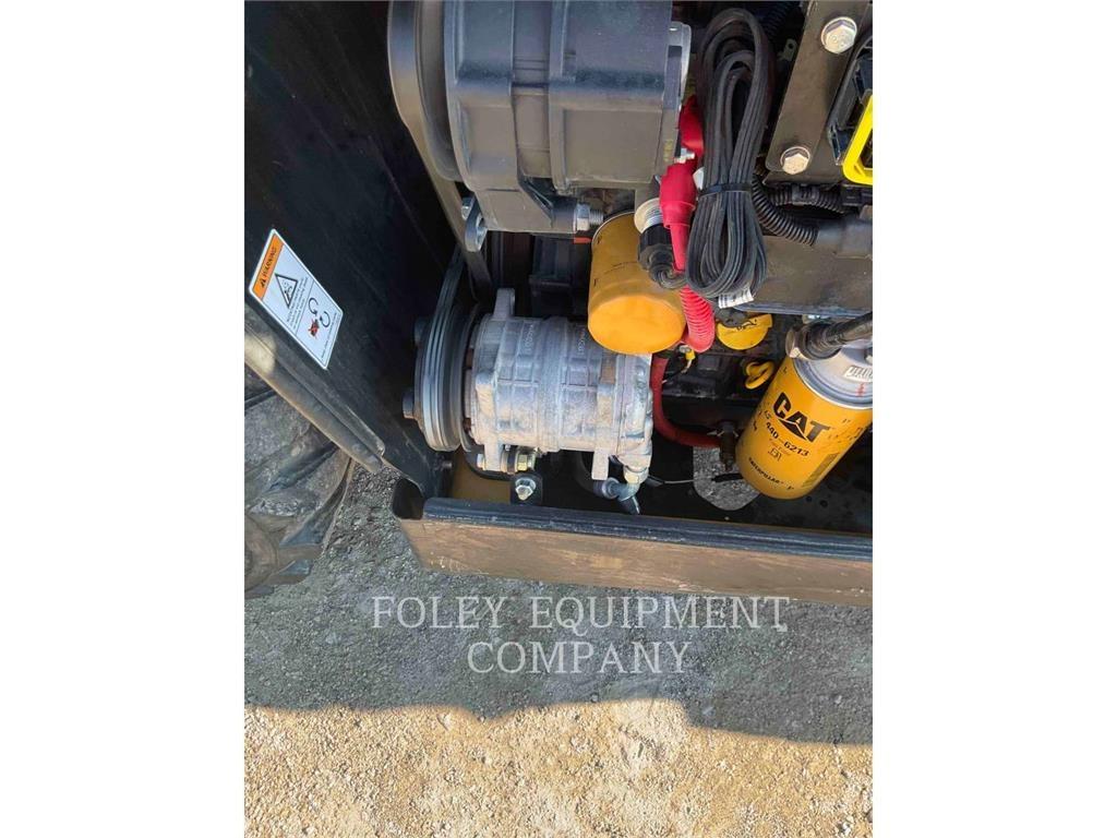 CAT TH255CC Verreikers