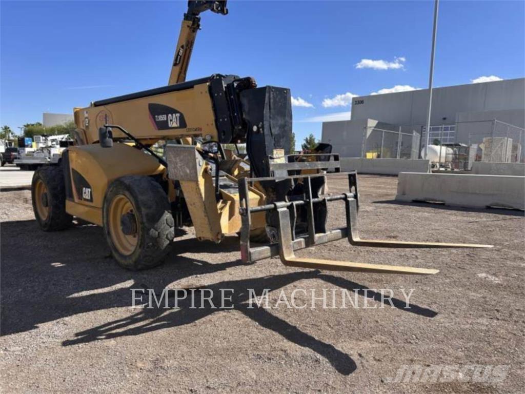 CAT TL1055D Verreikers