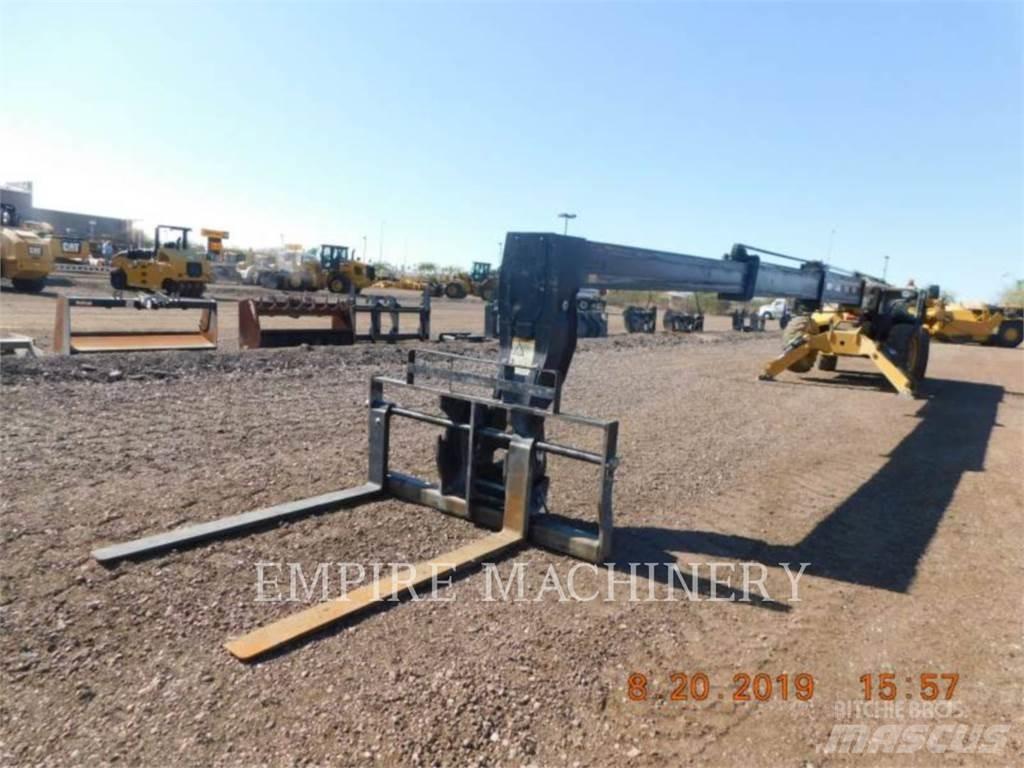 CAT TL1255D Verreikers