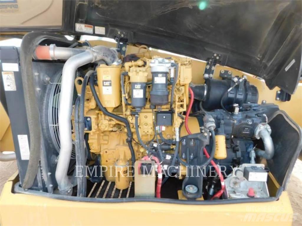 CAT TL1255D Verreikers