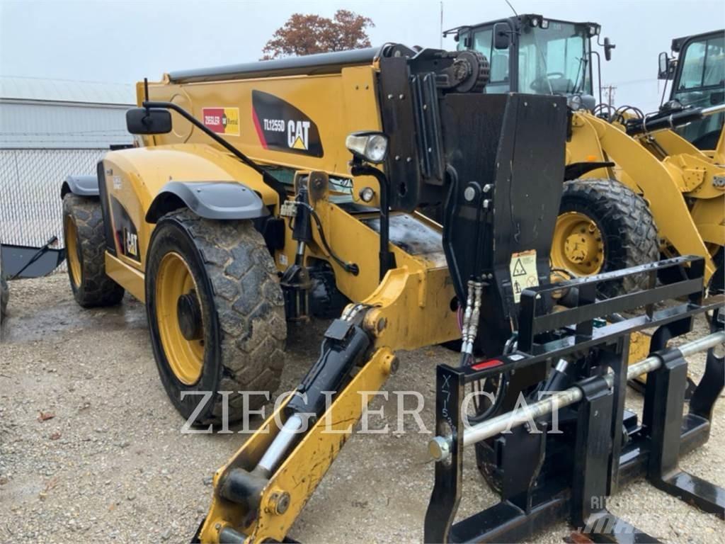 CAT TL1255D Verreikers