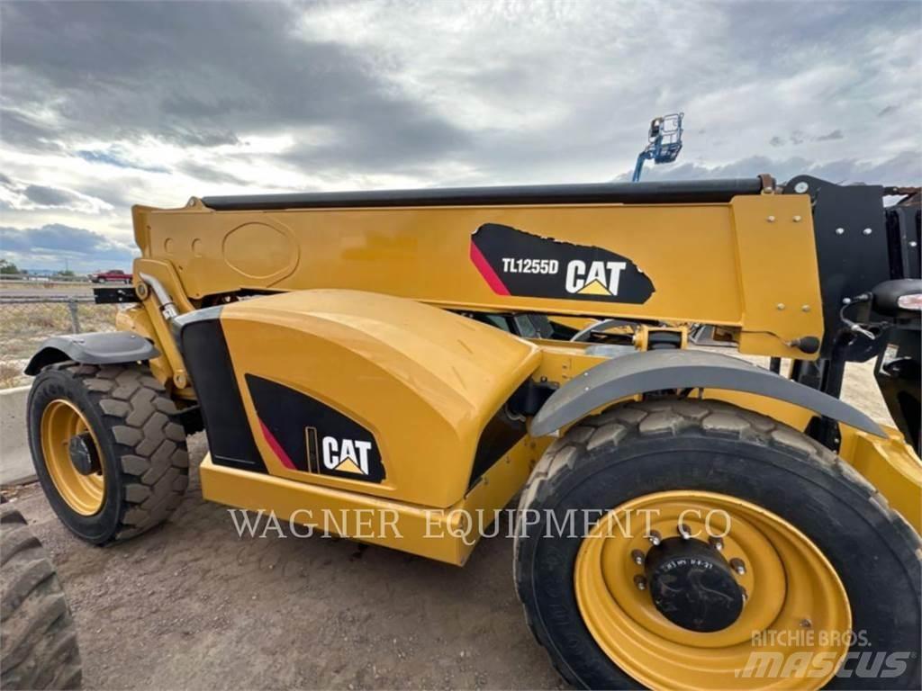 CAT TL1255D Verreikers