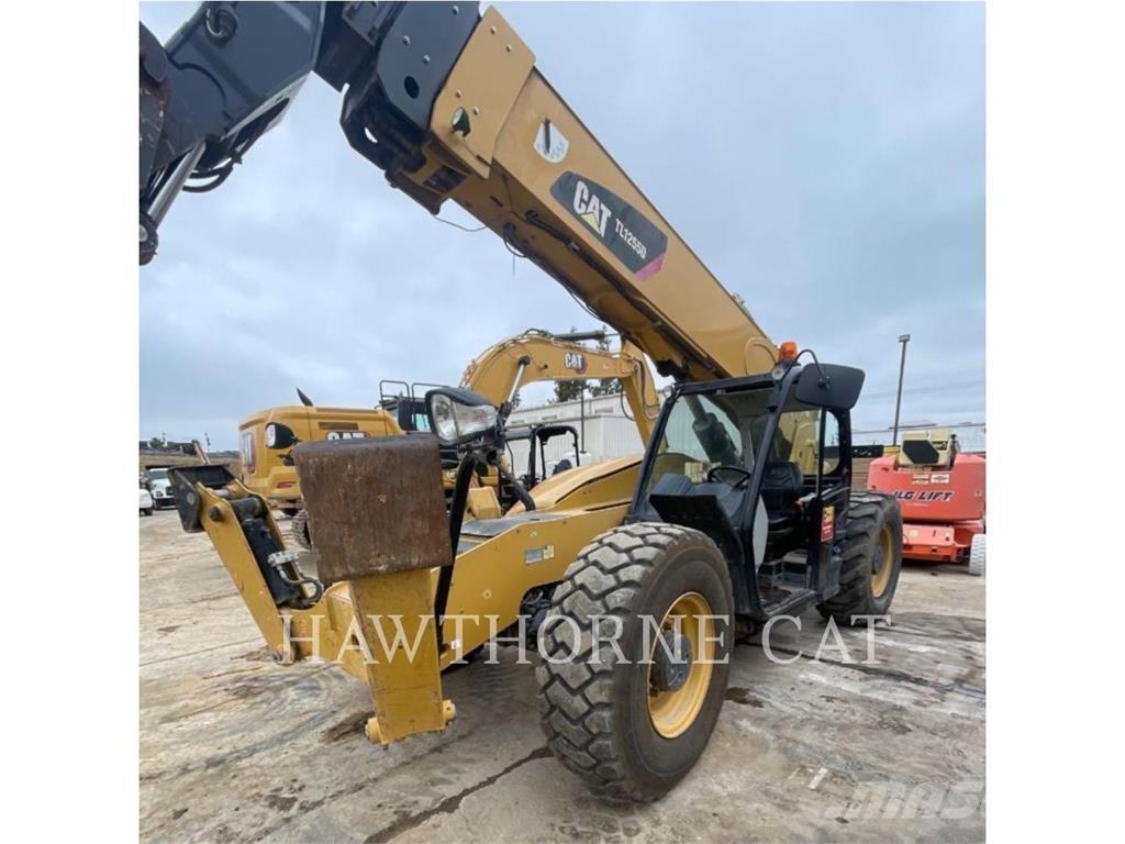 CAT TL1255D Verreikers