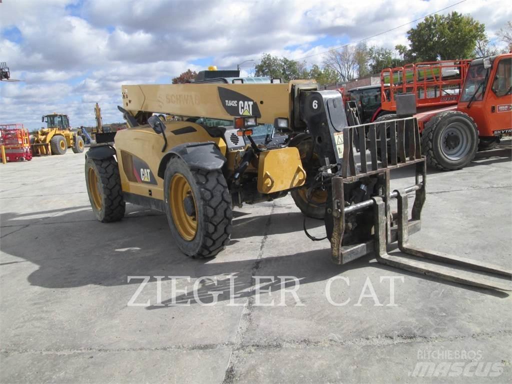 CAT TL642C Verreikers