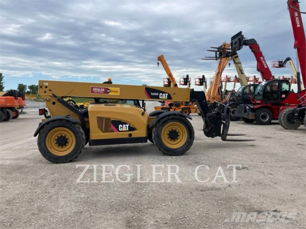CAT TL642C Verreikers