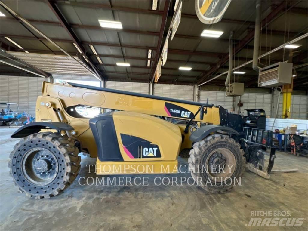CAT TL642D Verreikers
