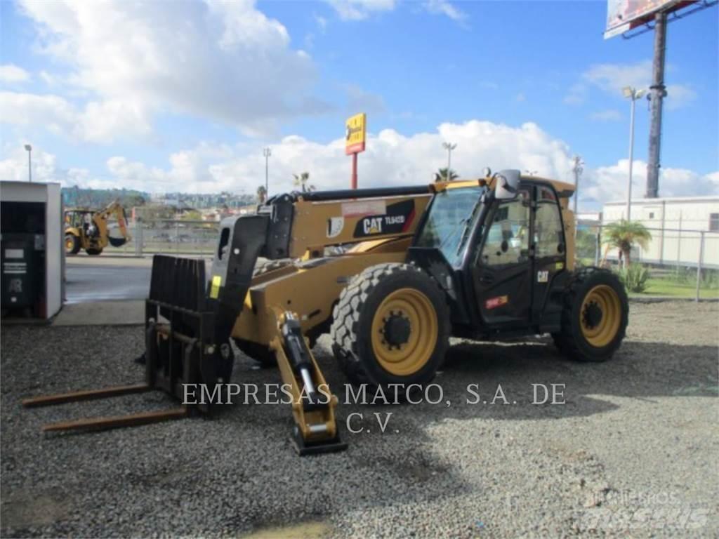 CAT TL642D Verreikers