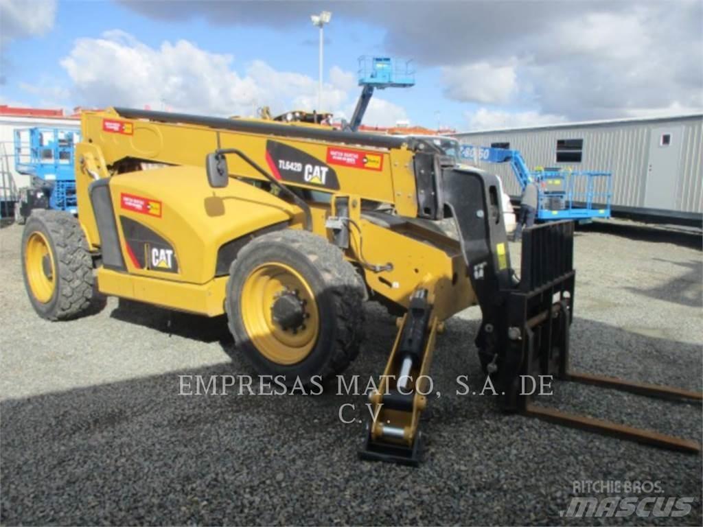 CAT TL642D Verreikers