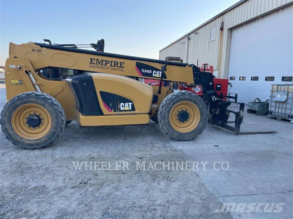CAT TL642D CB Verreikers