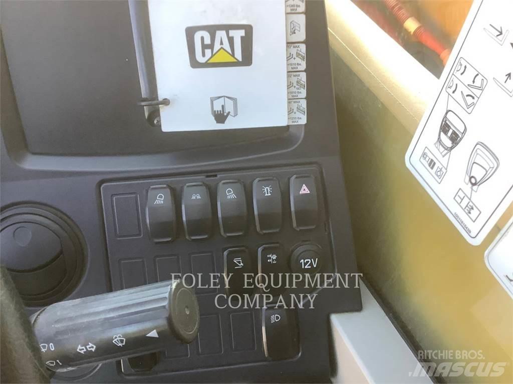 CAT TL642DC Verreikers