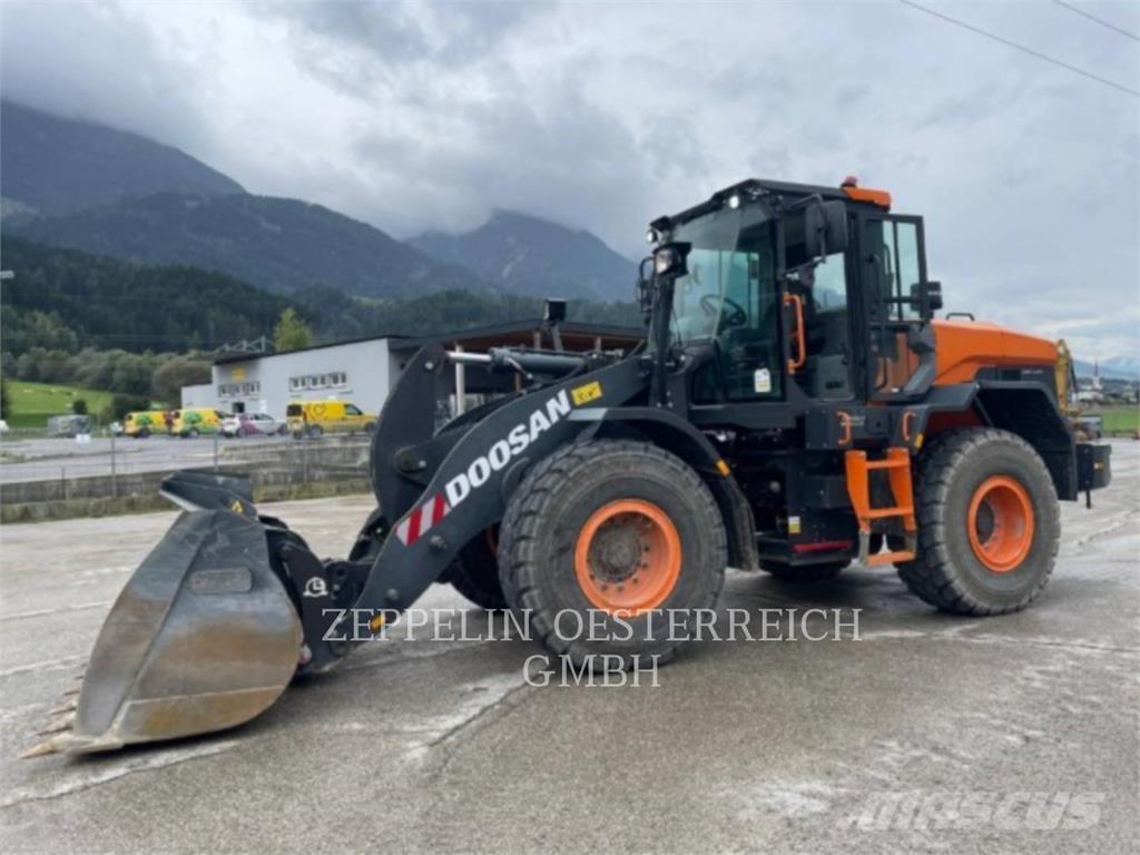 Doosan DL250-7 Wielladers