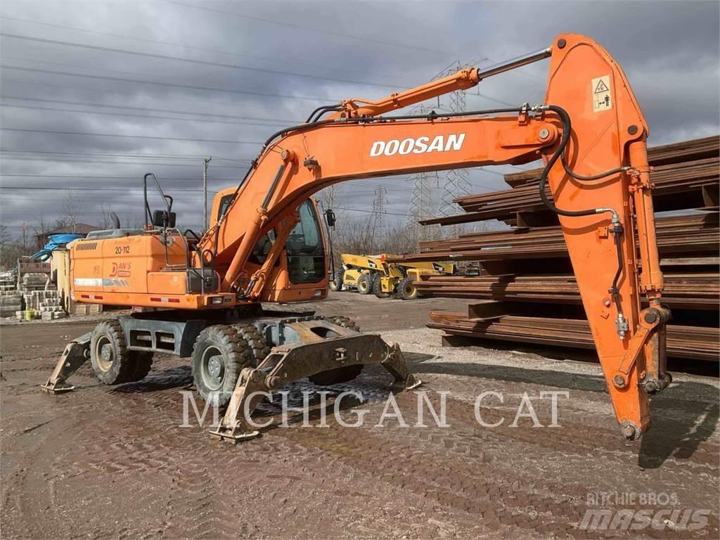 Doosan DX210W Wielgraafmachines