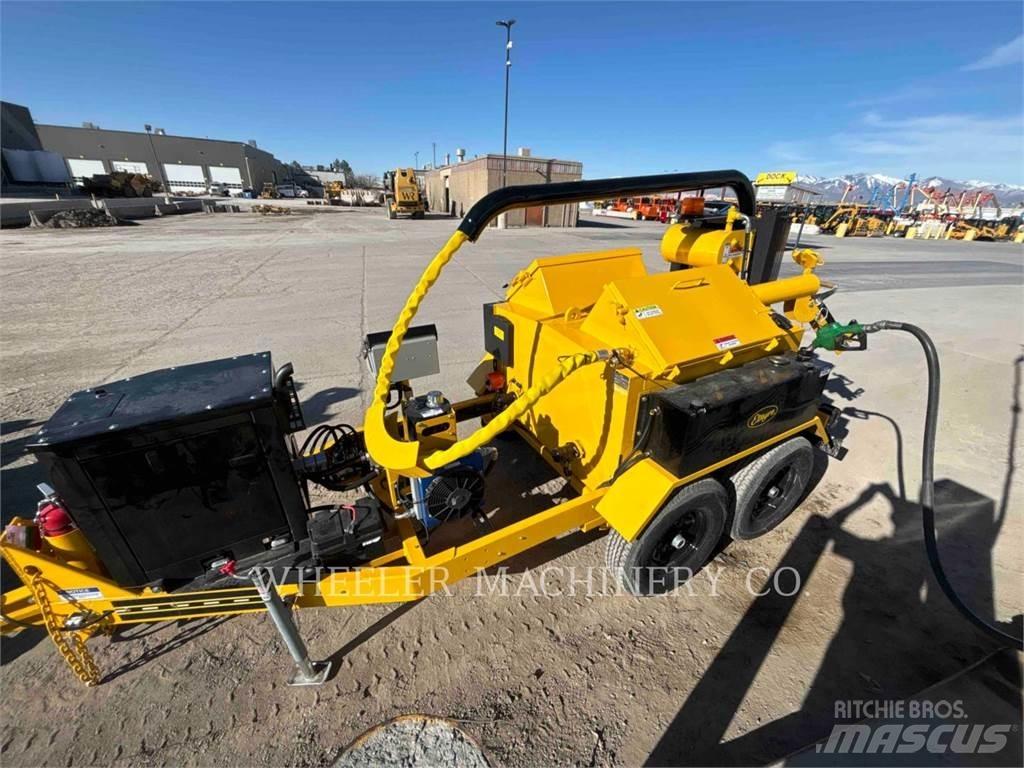  E.D. ETNYRE ECS250 Bitumen sprayers