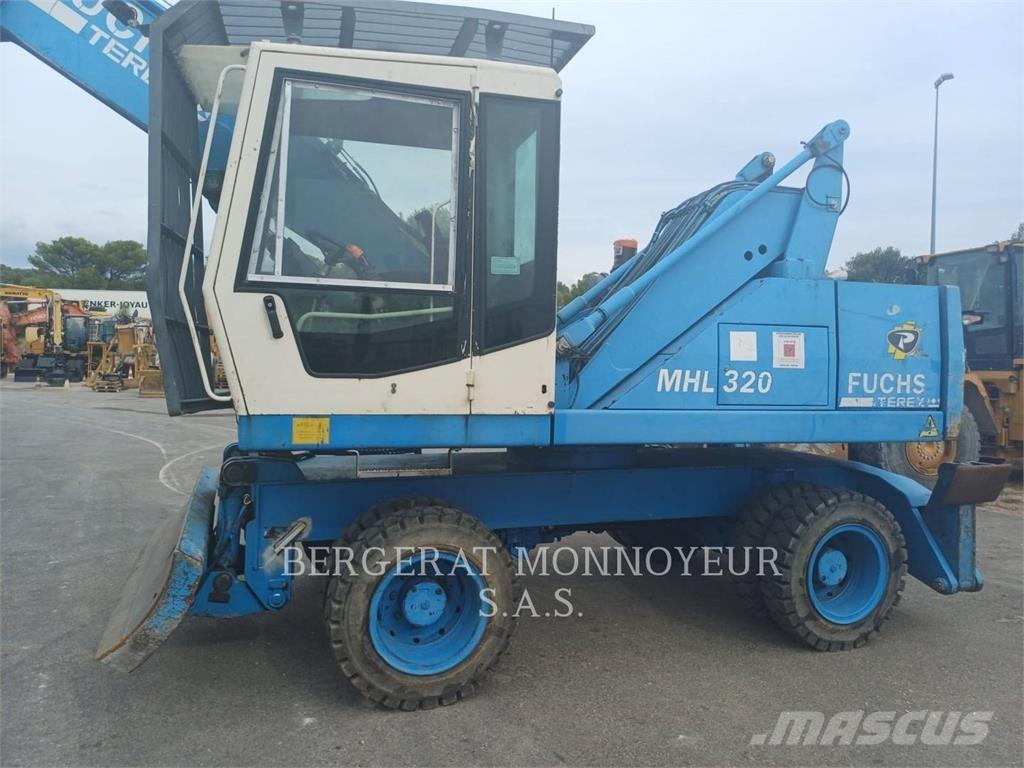 Fuchs MHL320 Wielgraafmachines