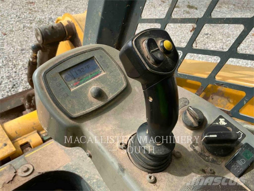 Gehl RT175 Rupsladers