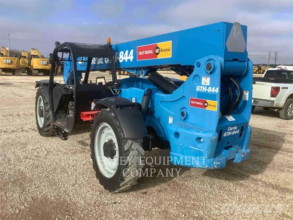 Genie GTH844DO Verreikers