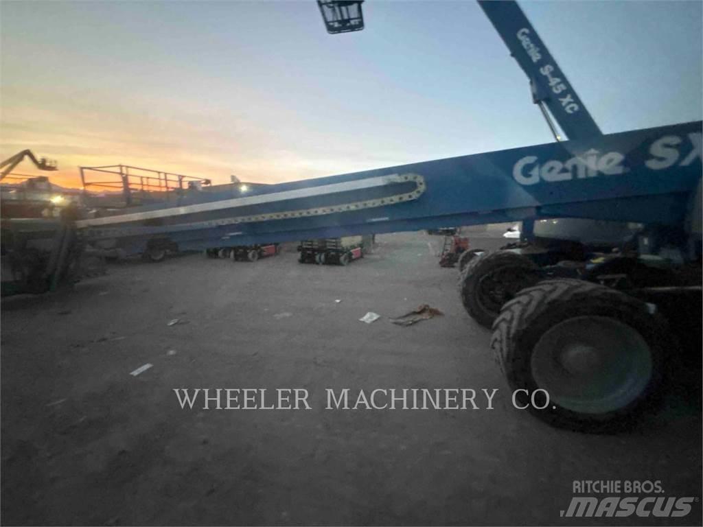 Genie SX125XC Knikarmhoogwerkers
