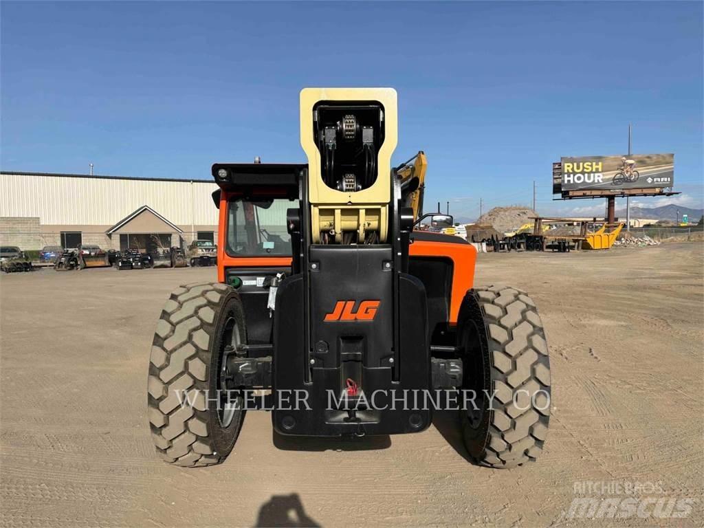 JLG 1055 Verreikers