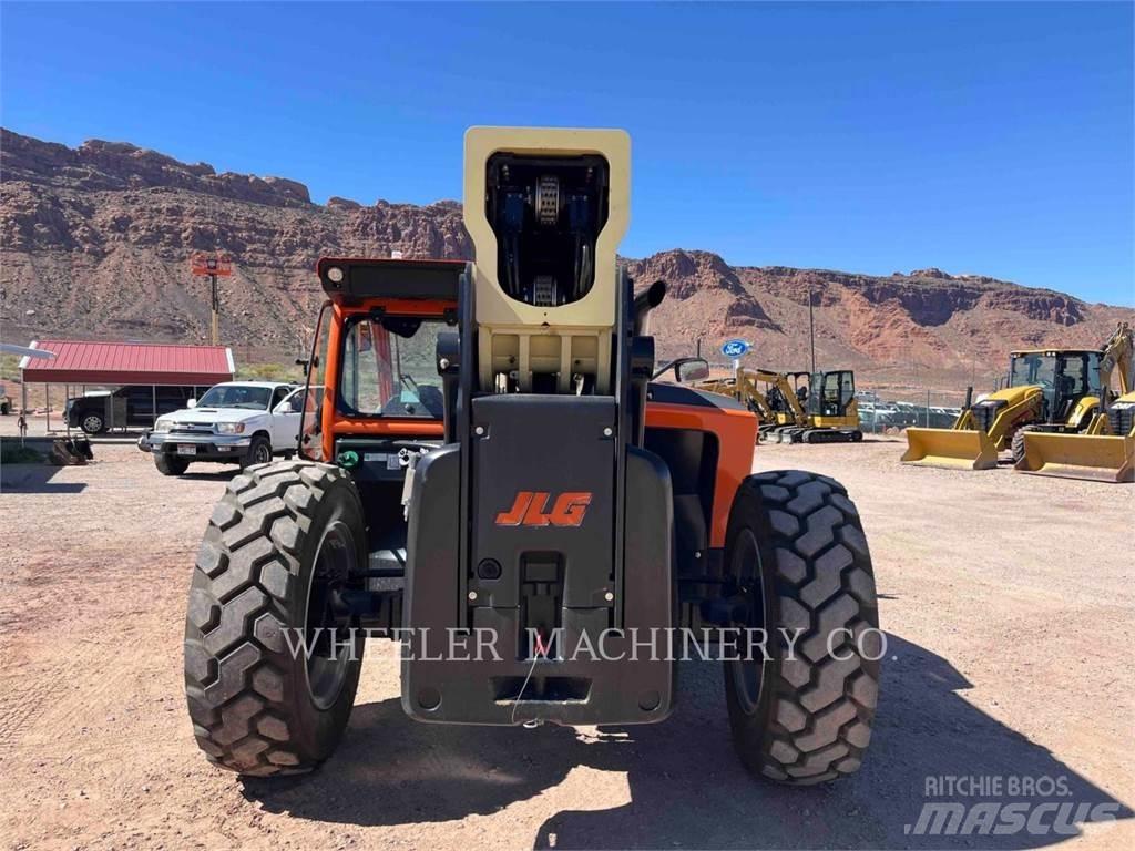 JLG 1055 Verreikers