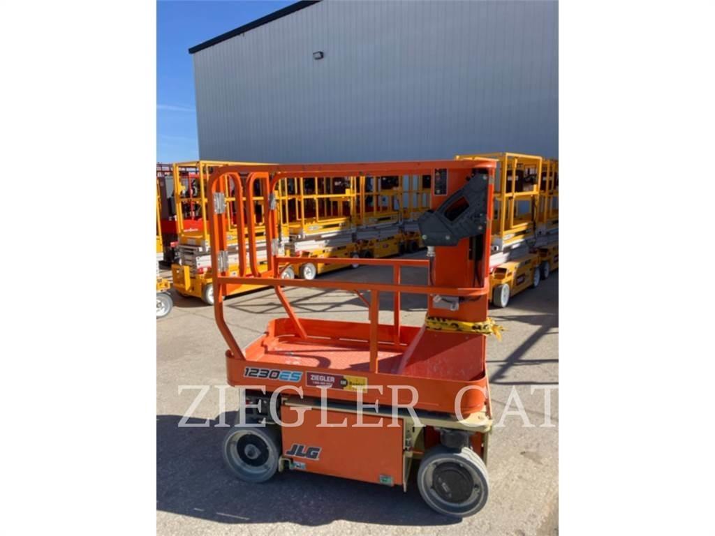 JLG 1230ES Schaarhoogwerkers