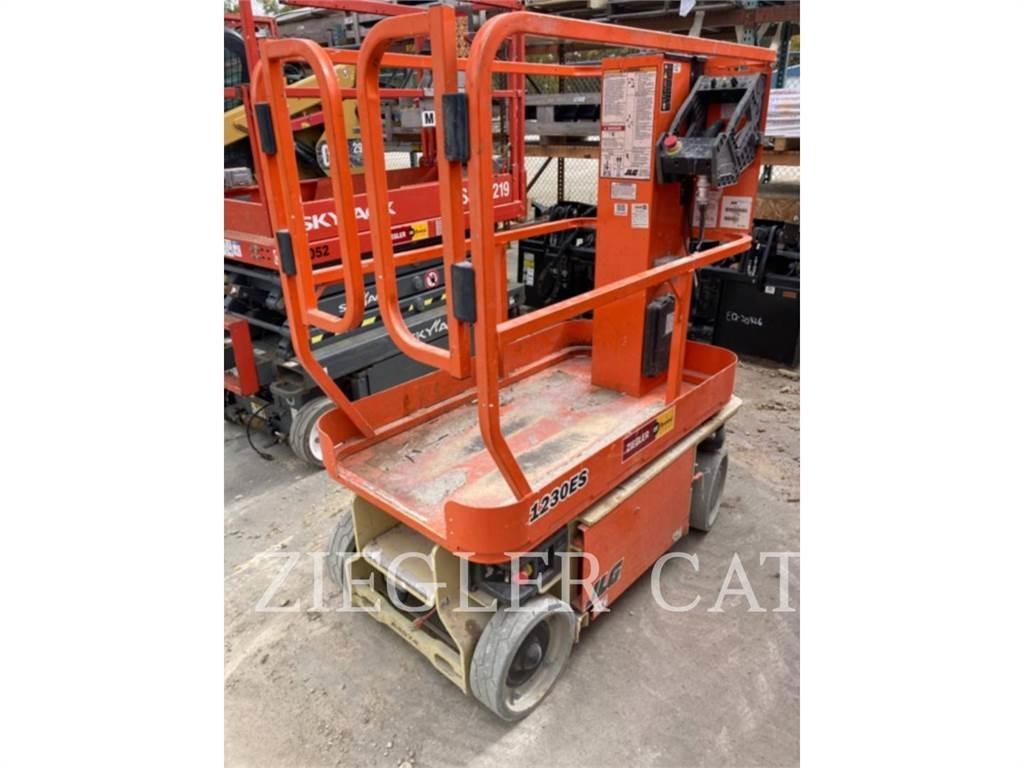 JLG 1230ES Schaarhoogwerkers