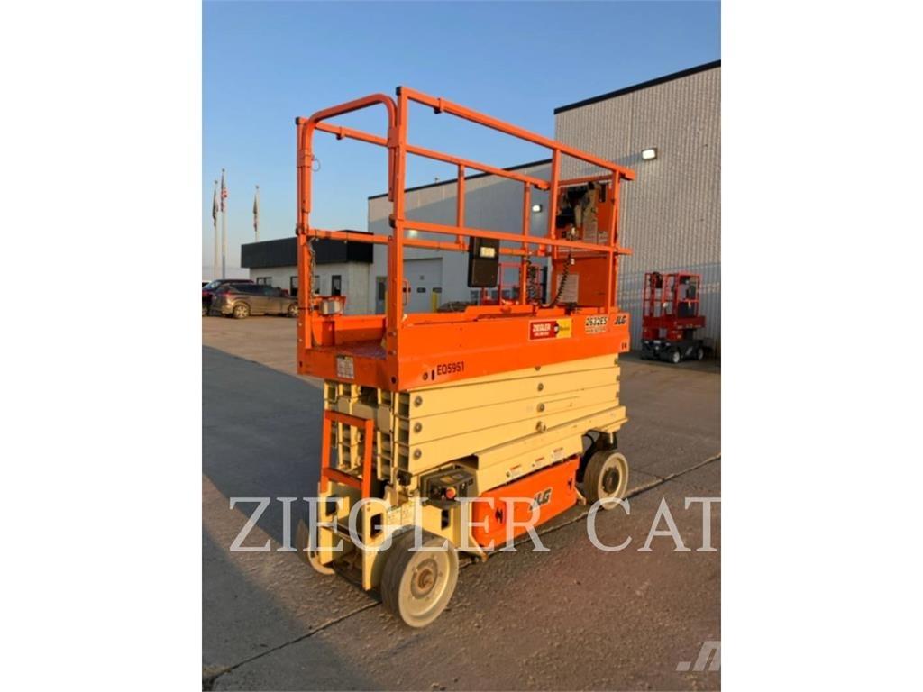 JLG 2632ES Schaarhoogwerkers