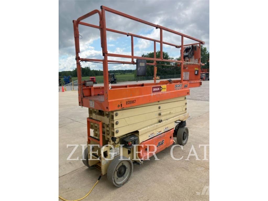 JLG 2632ES Schaarhoogwerkers