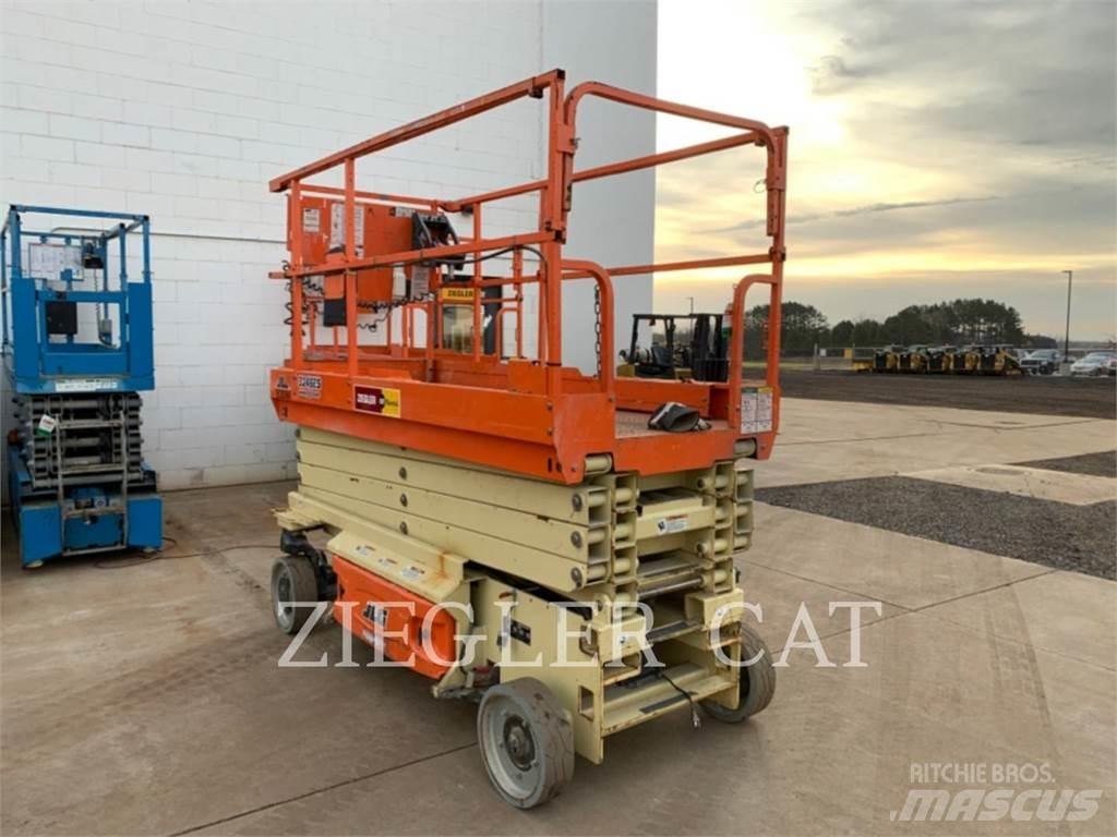 JLG 3246ES Schaarhoogwerkers