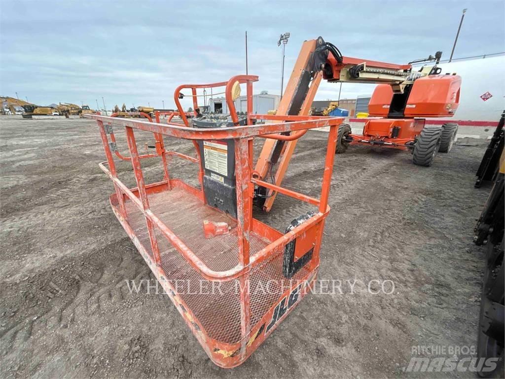 JLG 460SJ Knikarmhoogwerkers