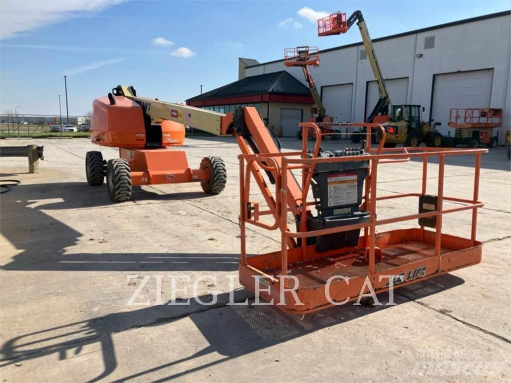 JLG 460SJ Knikarmhoogwerkers