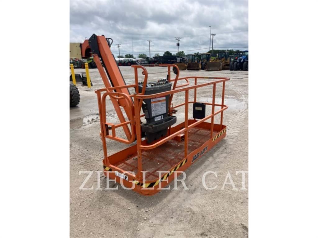 JLG 460SJ Knikarmhoogwerkers