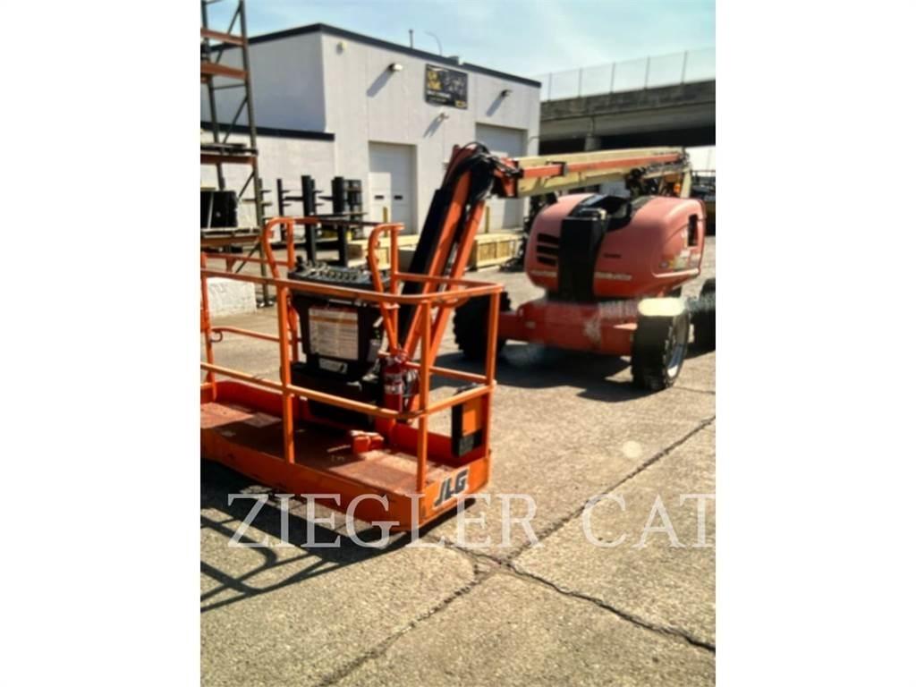 JLG 600AJ Knikarmhoogwerkers