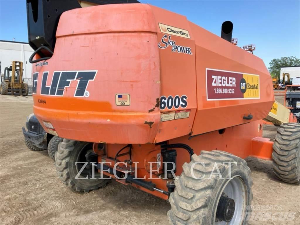 JLG 600S Knikarmhoogwerkers