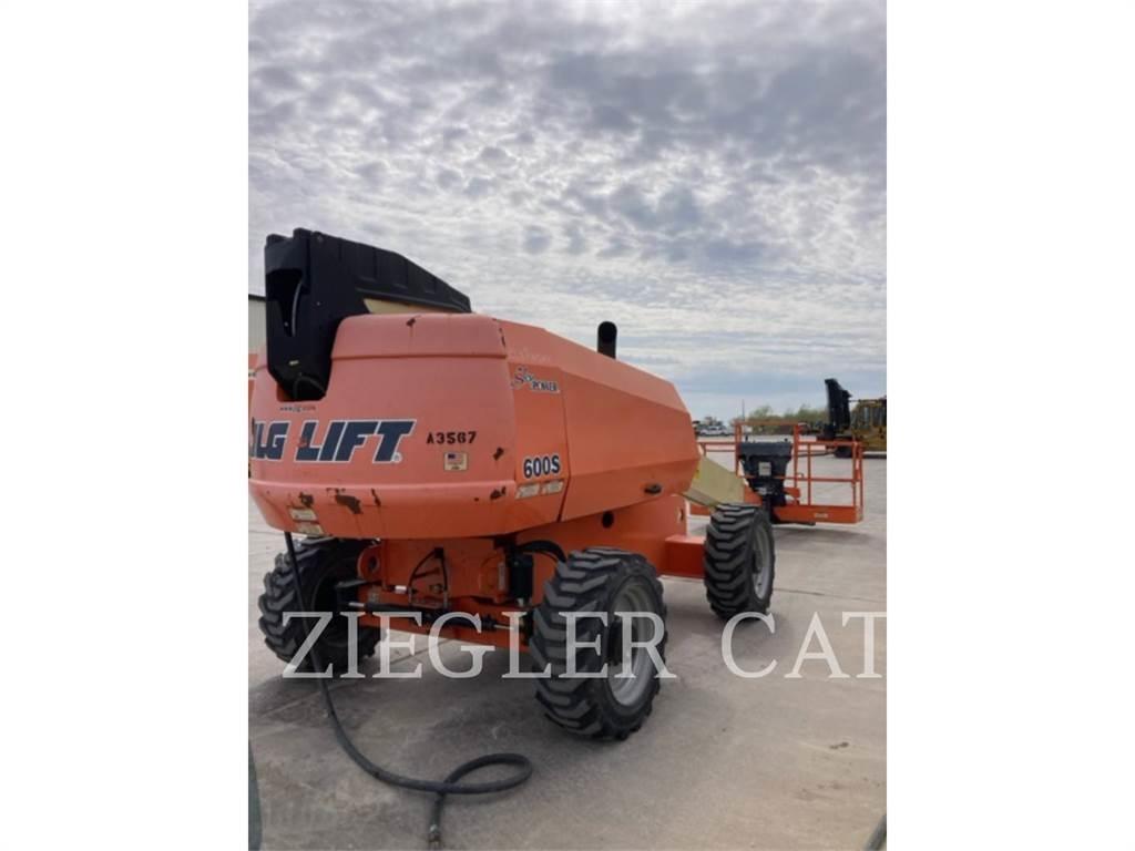 JLG 600S Knikarmhoogwerkers
