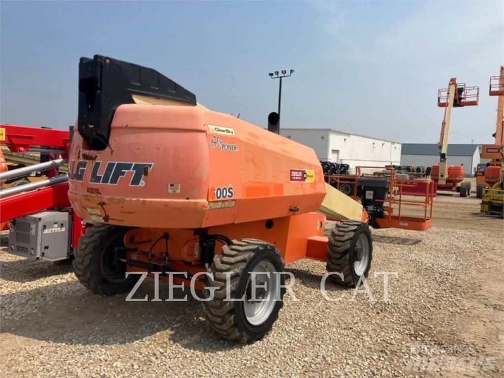 JLG 600S Knikarmhoogwerkers