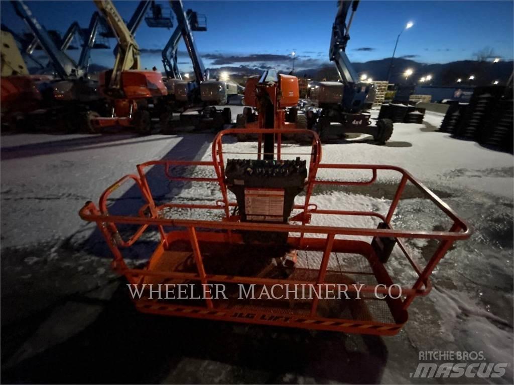 JLG 660SJ Knikarmhoogwerkers