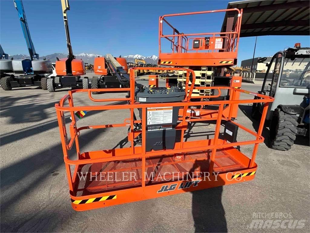 JLG 660SJ Knikarmhoogwerkers
