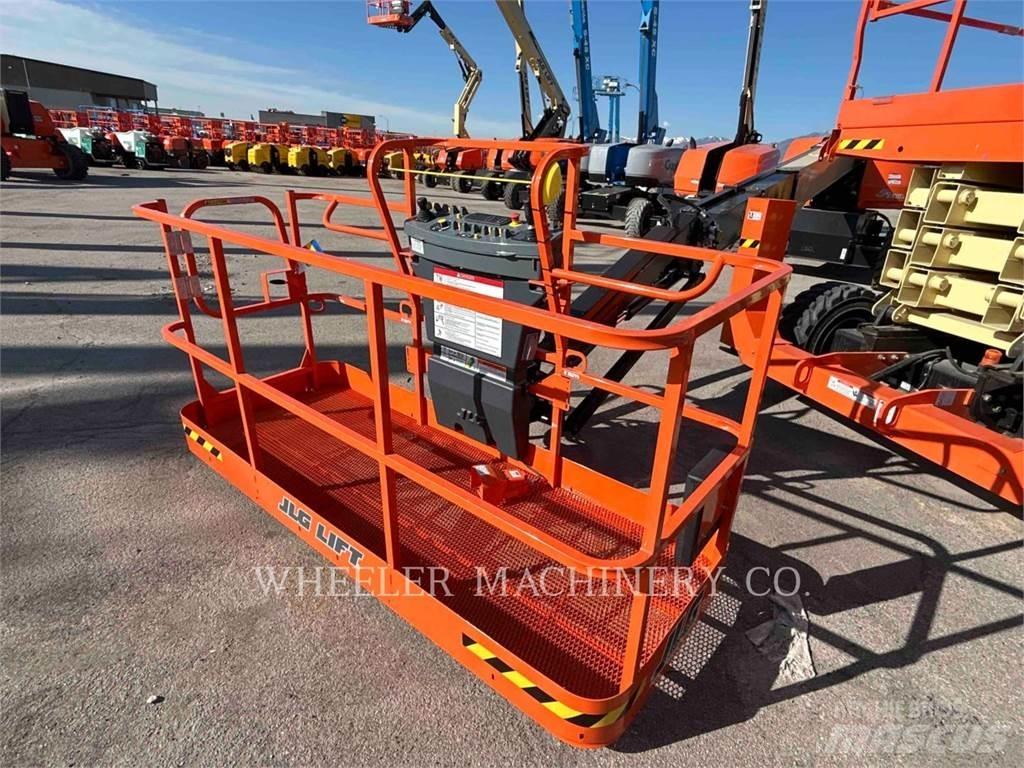JLG 660SJ Knikarmhoogwerkers