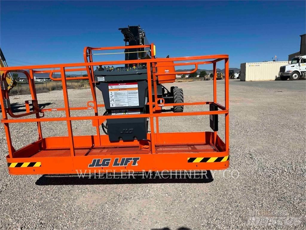 JLG 660SJ Knikarmhoogwerkers