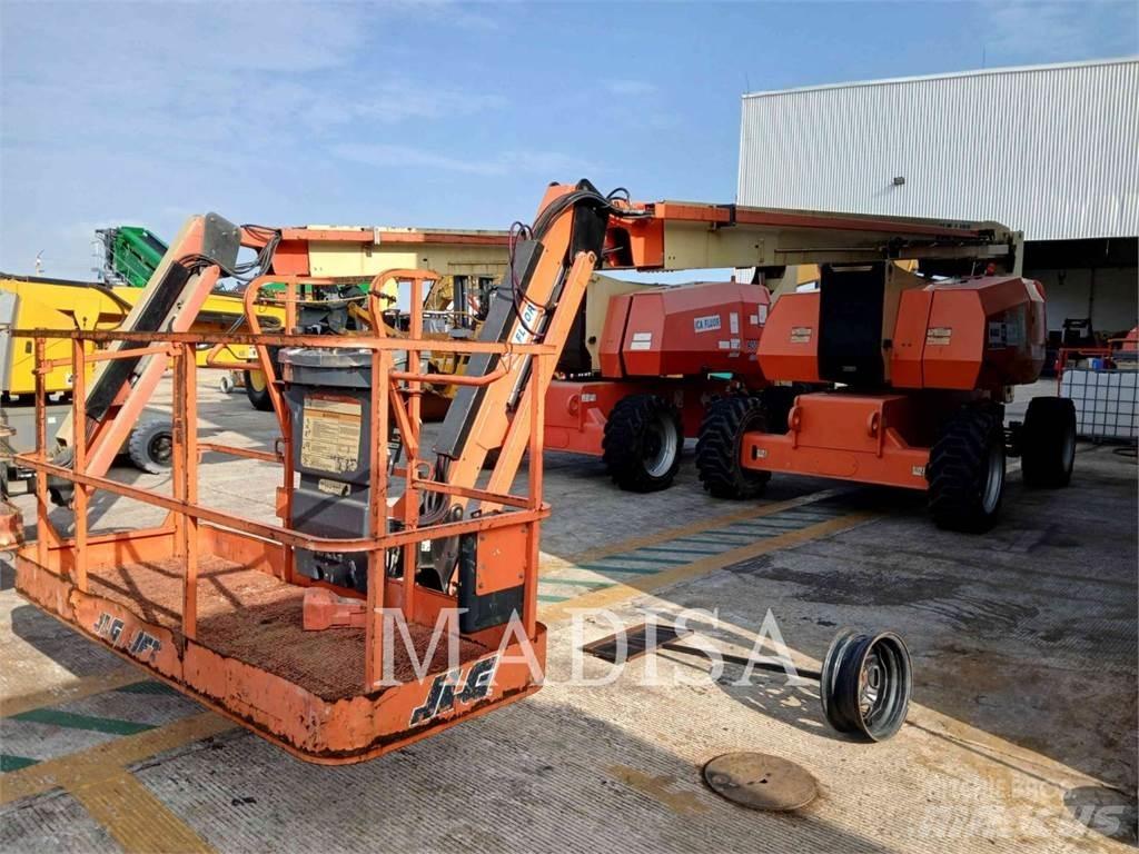 JLG 800 AJ Knikarmhoogwerkers