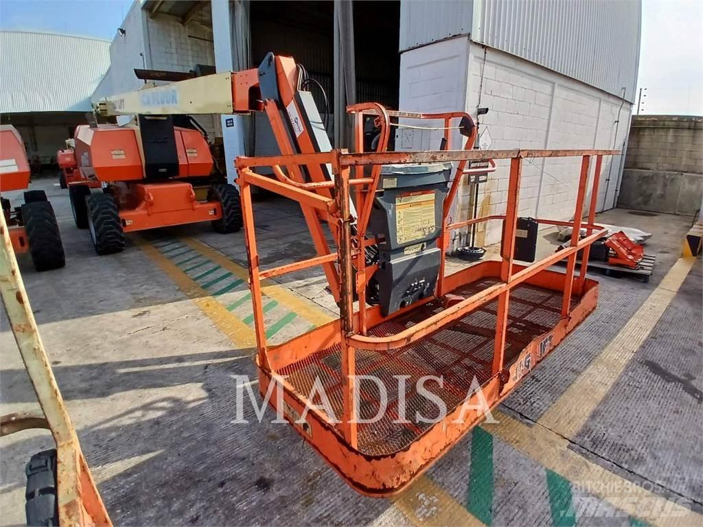 JLG 800 AJ Knikarmhoogwerkers