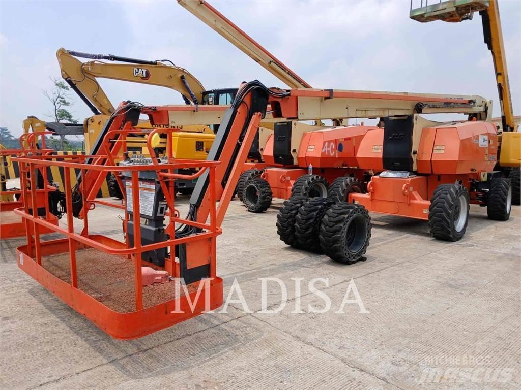 JLG 800 AJ Knikarmhoogwerkers