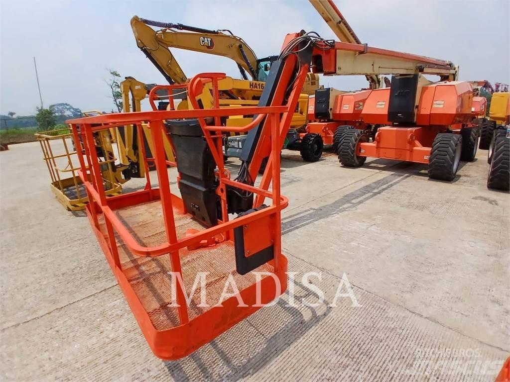 JLG 800AJ Knikarmhoogwerkers
