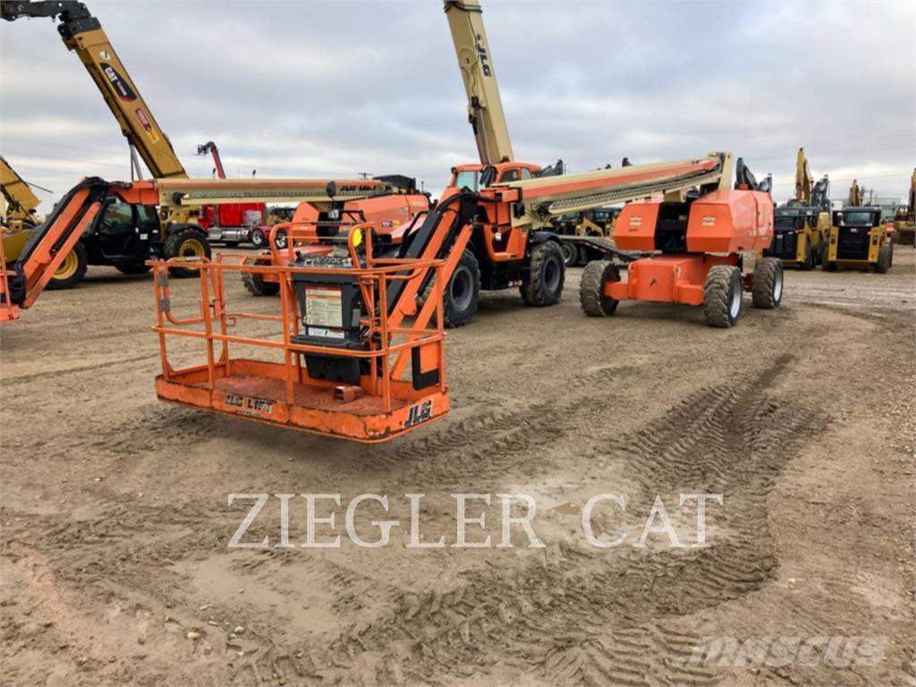 JLG 860SJ Knikarmhoogwerkers