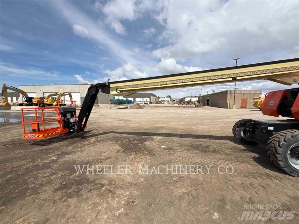 JLG 860SJ SP Knikarmhoogwerkers