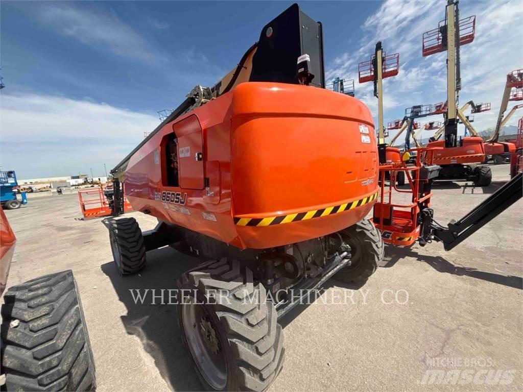 JLG 860SJ SP Knikarmhoogwerkers