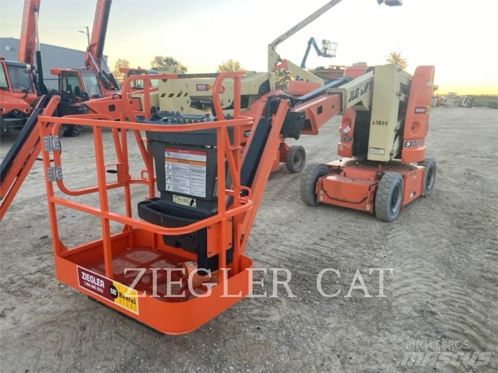 JLG E300AJP Knikarmhoogwerkers