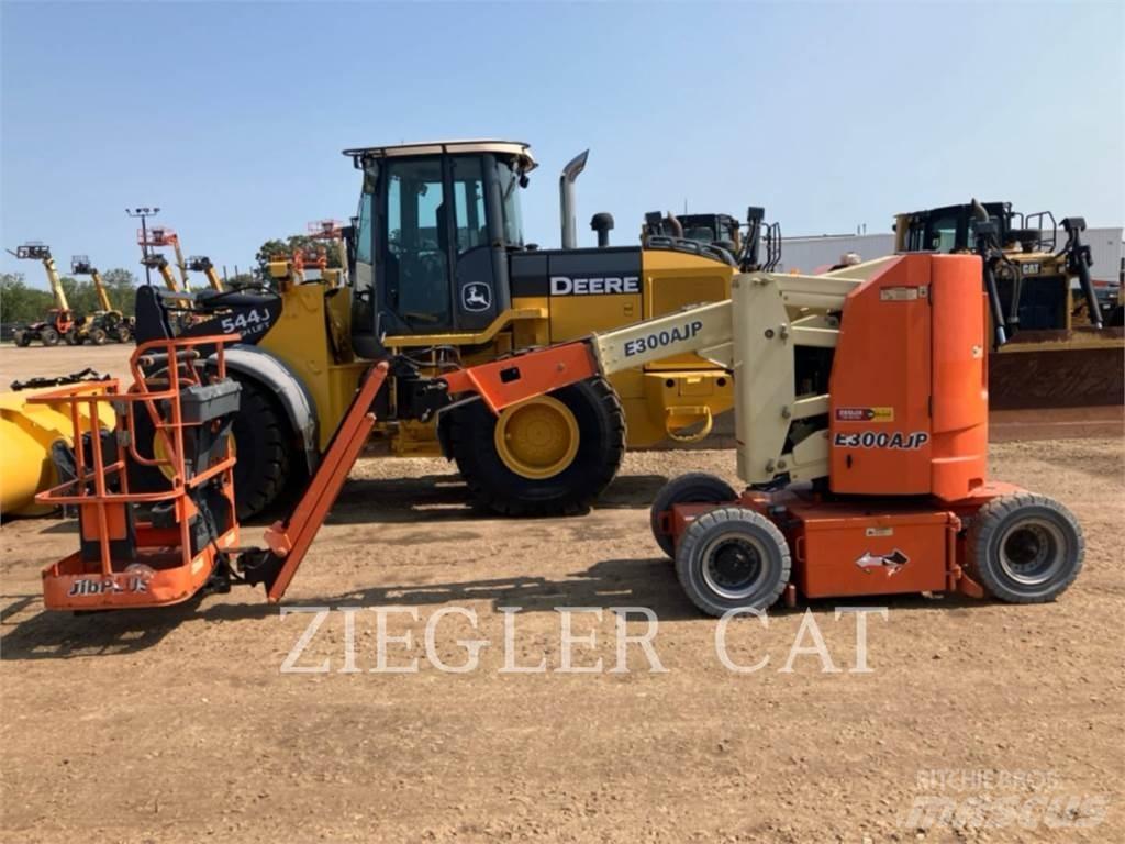 JLG E300AJP Knikarmhoogwerkers