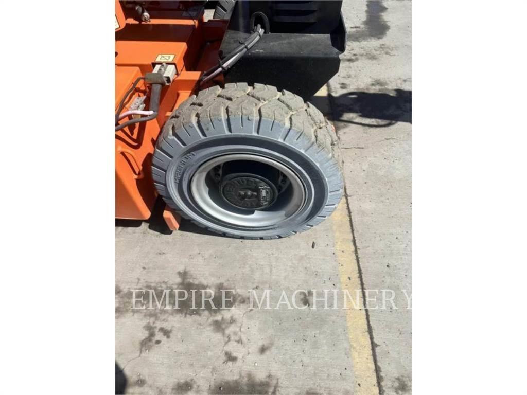 JLG E300AJP Knikarmhoogwerkers