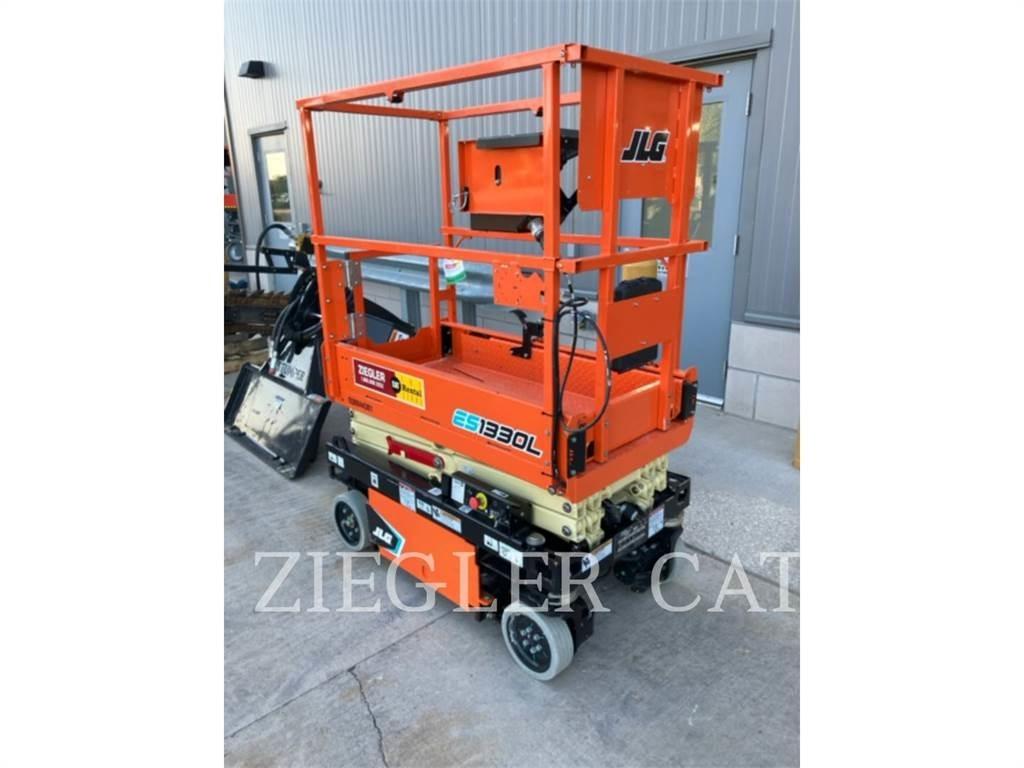 JLG ES1330L Schaarhoogwerkers